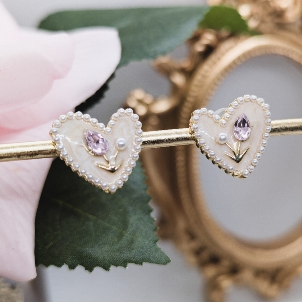 Vintage Style Heart Stud Earrings Pearl Enamel Tulip Detail